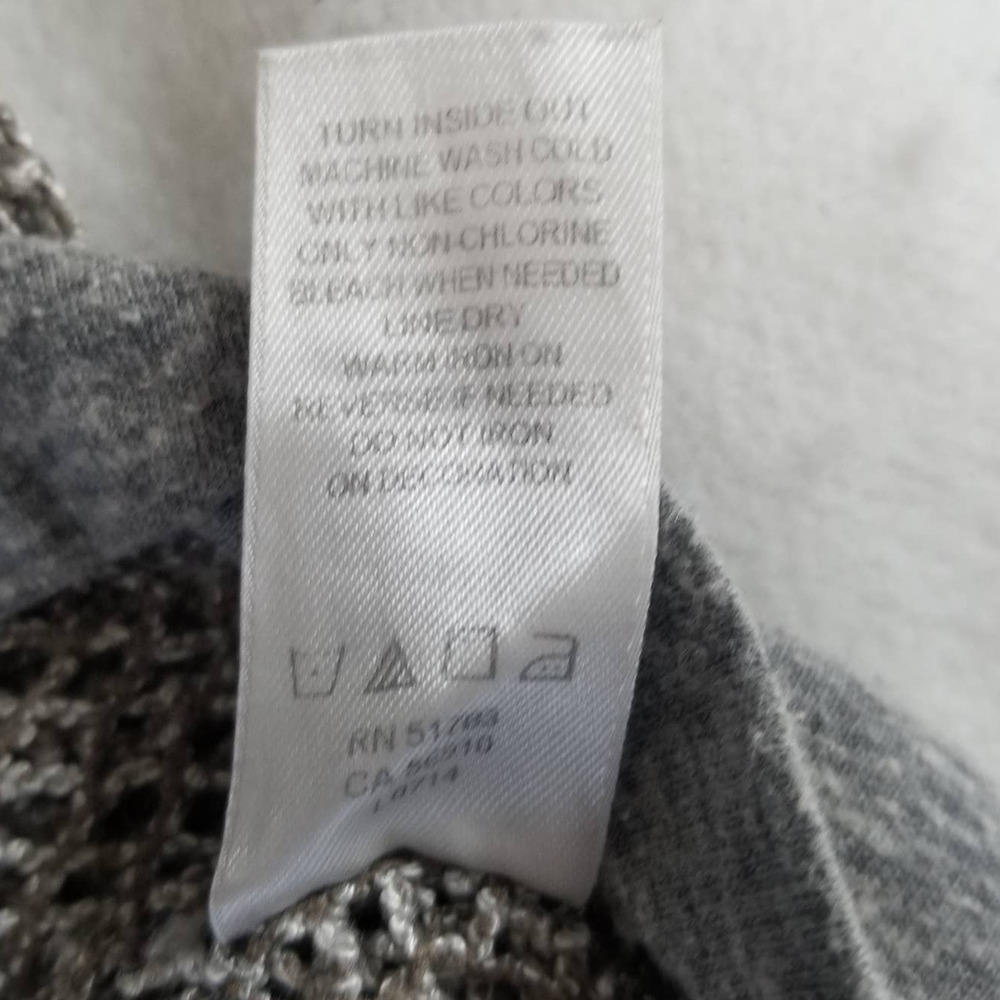 Maurices Gray Mesh See Through Baseball Tee, Gray, Size M - Picture 5 of 9